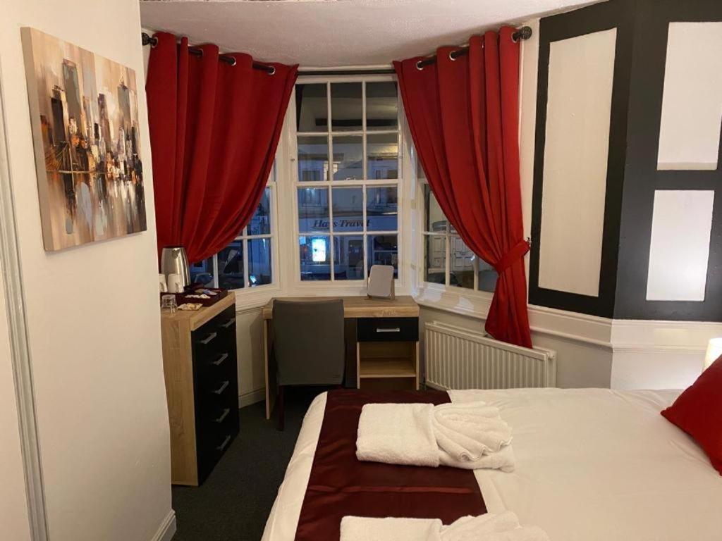The Bugle Hotel Titchfield Buitenkant foto