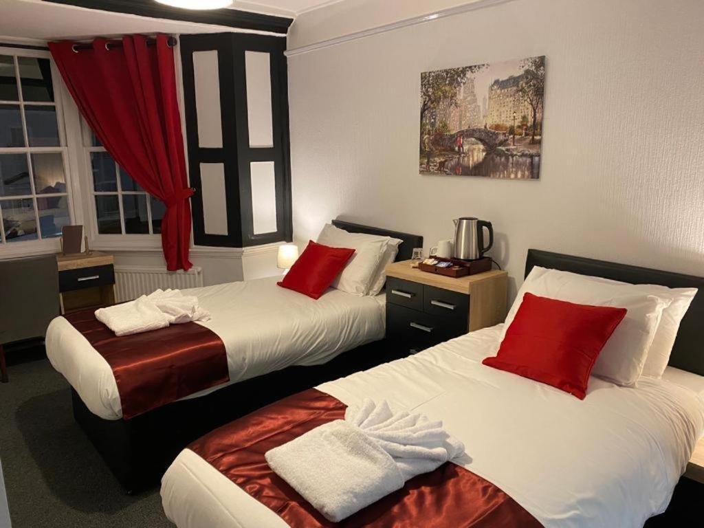 The Bugle Hotel Titchfield Buitenkant foto